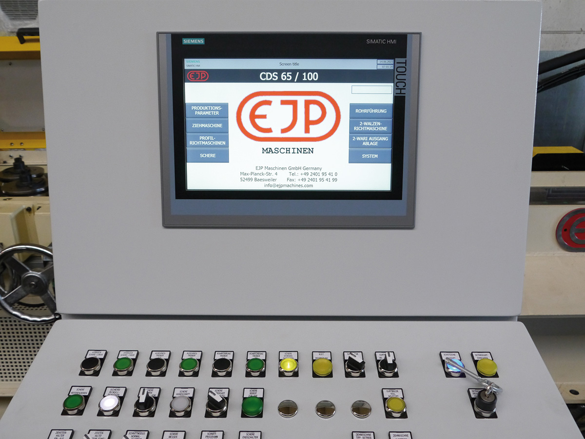 Panel einer elektrischen Steuer